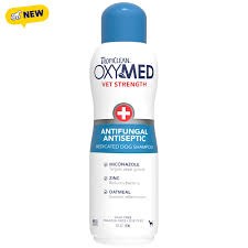 Tropiclean Oxymed AntiFungal Antiseptic Medicated Dog Shampoo 20oz